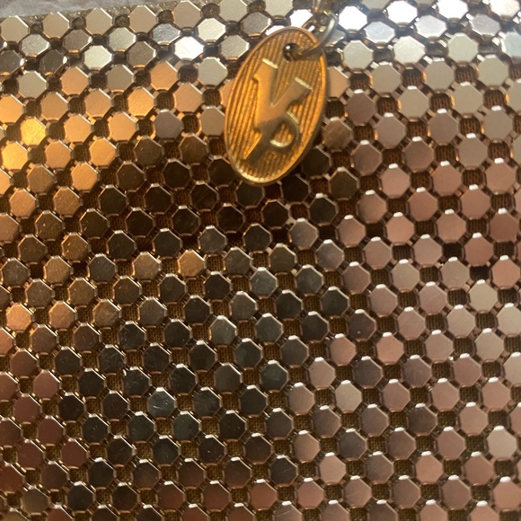 Gold crossbody bag - Picture 3 of 6